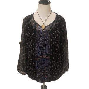 Lucky Brand Navy Paisley Print blouse Size Small